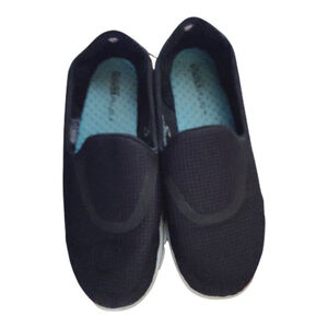 Skechers GOwalk Black White Athletic Shoes Size 9